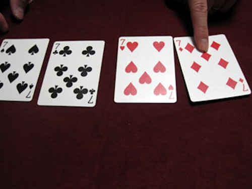 ４枚のカードを当てるマジックの種明かし